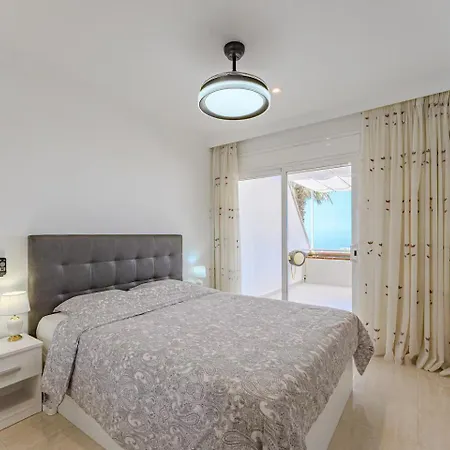 Apartment Sunset With 2 Bedrooms *