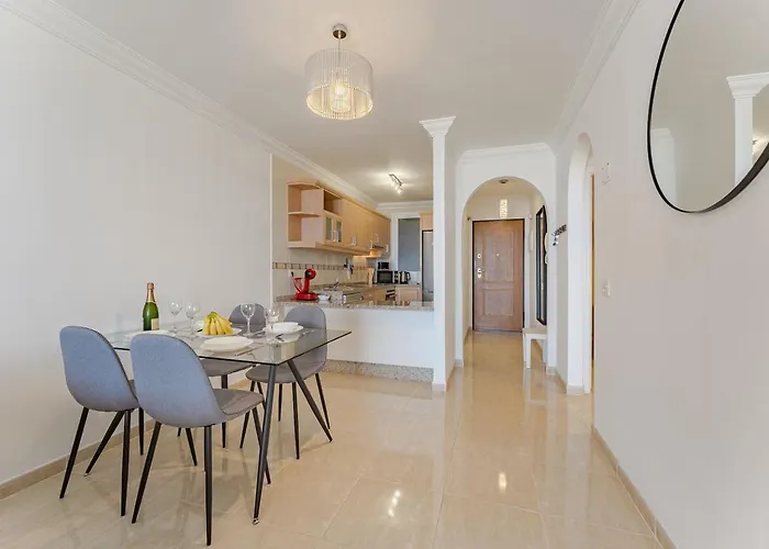 Апартаменты Sunset With 2 Bedrooms *